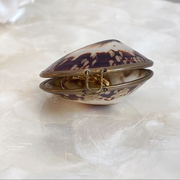 Brown Shell Trinket Brown Engagement Ring Box - Picture 9 of 9